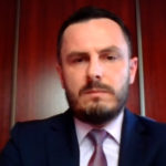 Sanepid przeprowadza nawet 1300 kontroli dziennie w otwartych placówkach gastronomicznych. Tymczasem sądy uchylają kary za łamanie obostrzeń