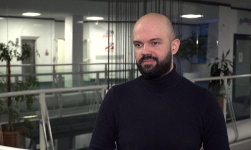 W czasie lockdownu rozgrywki e-sportowe zyskały na popularności. Branża walczy jednak ze spadkiem przychodów