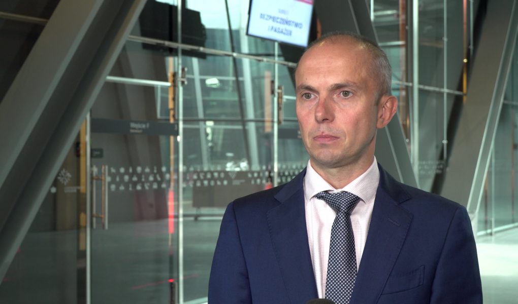 Lotnicze przewozy cargo popularniejsze niż przed pandemią. Przyczyniają się do tego transporty medyczne i rozwój e-handlu