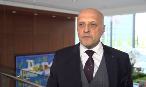 GUS chce walczyć z fake newsami. Współpraca z sektorem prywatnym ma pomóc ograniczyć chaos informacyjny