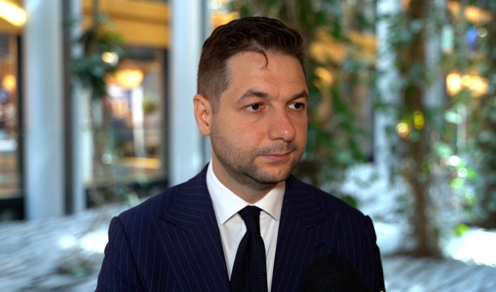 Kończy się 90-dniowe moratorium na cła nałożone przez Donalda Trumpa. Negocjacje UE–USA na razie bez porozumienia