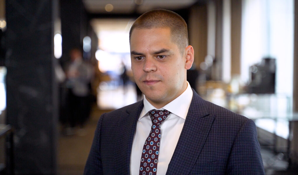 Dzięki zdalnej weryfikacji tożsamości z wykorzystaniem AI firmy zminimalizowały liczbę oszustw. Rozwiązania wykorzystuje głównie sektor finansowy