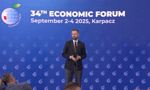 Briefing Władysława Kosiniaka-Kamysza podczas Forum Ekonomicznego w Karpaczu