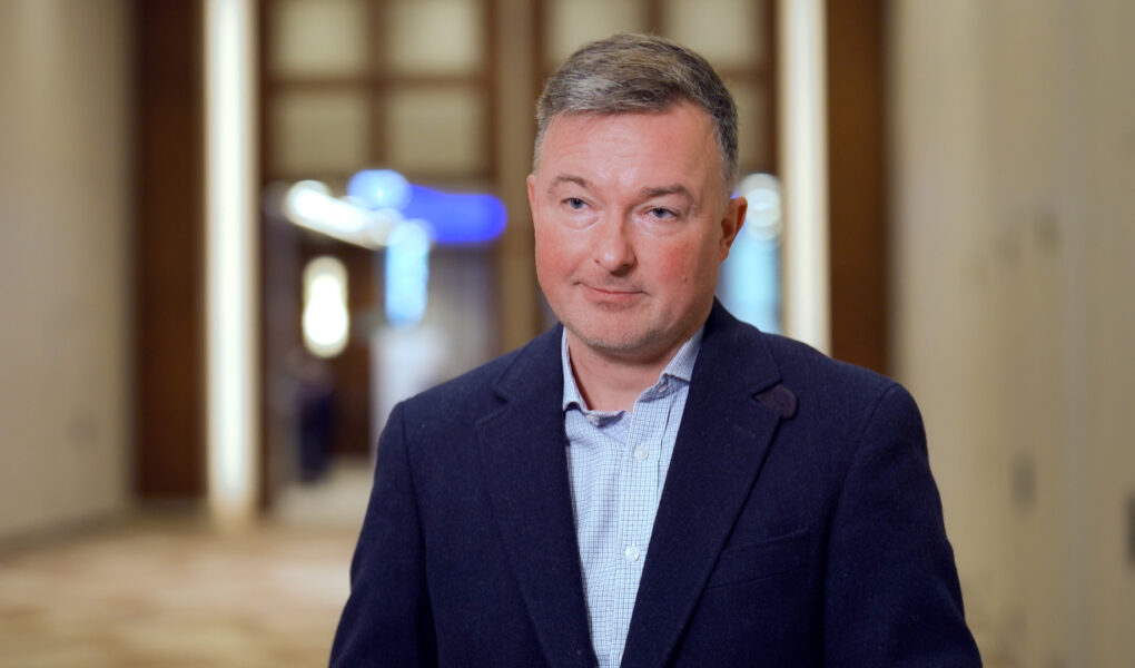 Światłowód napędza cyfryzację biznesu. Nowe inwestycje telekomów mają wypełnić białe plamy