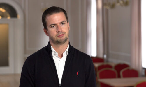 Zdecydowana większość studentów regularnie oszczędza. Swoją wiedzę finansową oceniają na 2+