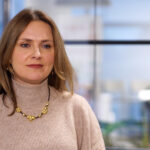 Seniorzy są najszybciej rosnącą grupą opiekunów zwierząt domowych. Czworonogi wspierają ich zdrowie fizyczne i psychiczne