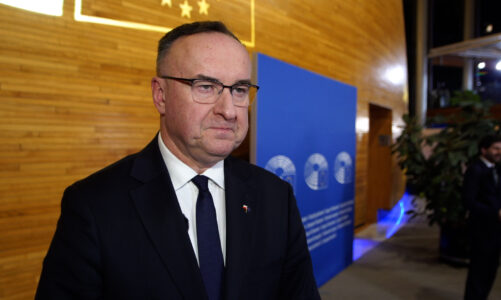 Unijne projekty i zamówienia obronne wymagają przyspieszenia. Pakiet uproszczeń Omnibus V ma w tym pomóc